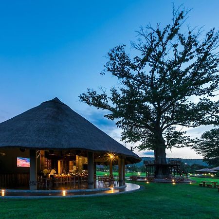 The Royal Senchi Hotel And Resort Akosombo Exterior foto