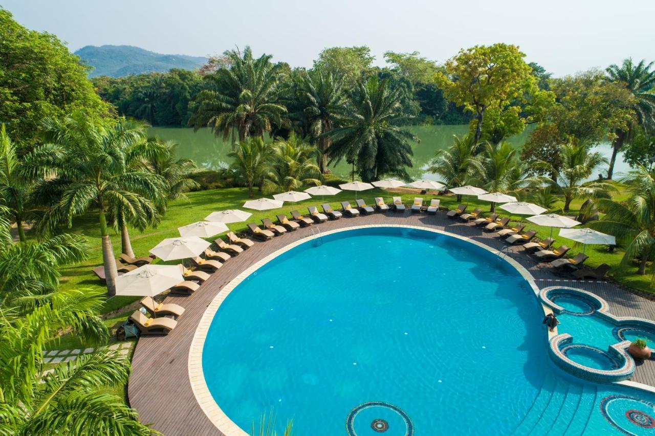 The Royal Senchi Hotel And Resort Akosombo Exterior foto